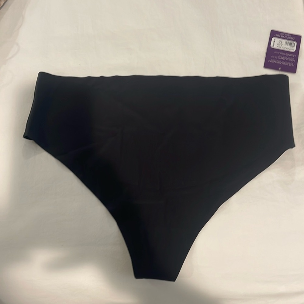 Yummie thong shapewear